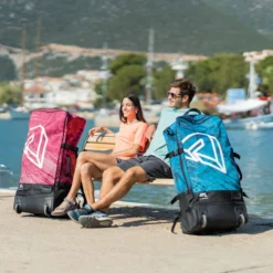 SAC A ROULLETTES AQUA MARINA RASPBERRY 2022 -Minko Bateaux Magasin sac a roullettes aqua marina raspberry 2022 6