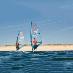 Red Paddle Co. SUP GONFLABLE RED PADDLE WINDSURF 10.7 X33 -Minko Bateaux Magasin sup gonflable red paddle windsurf 107 x33 2022 5